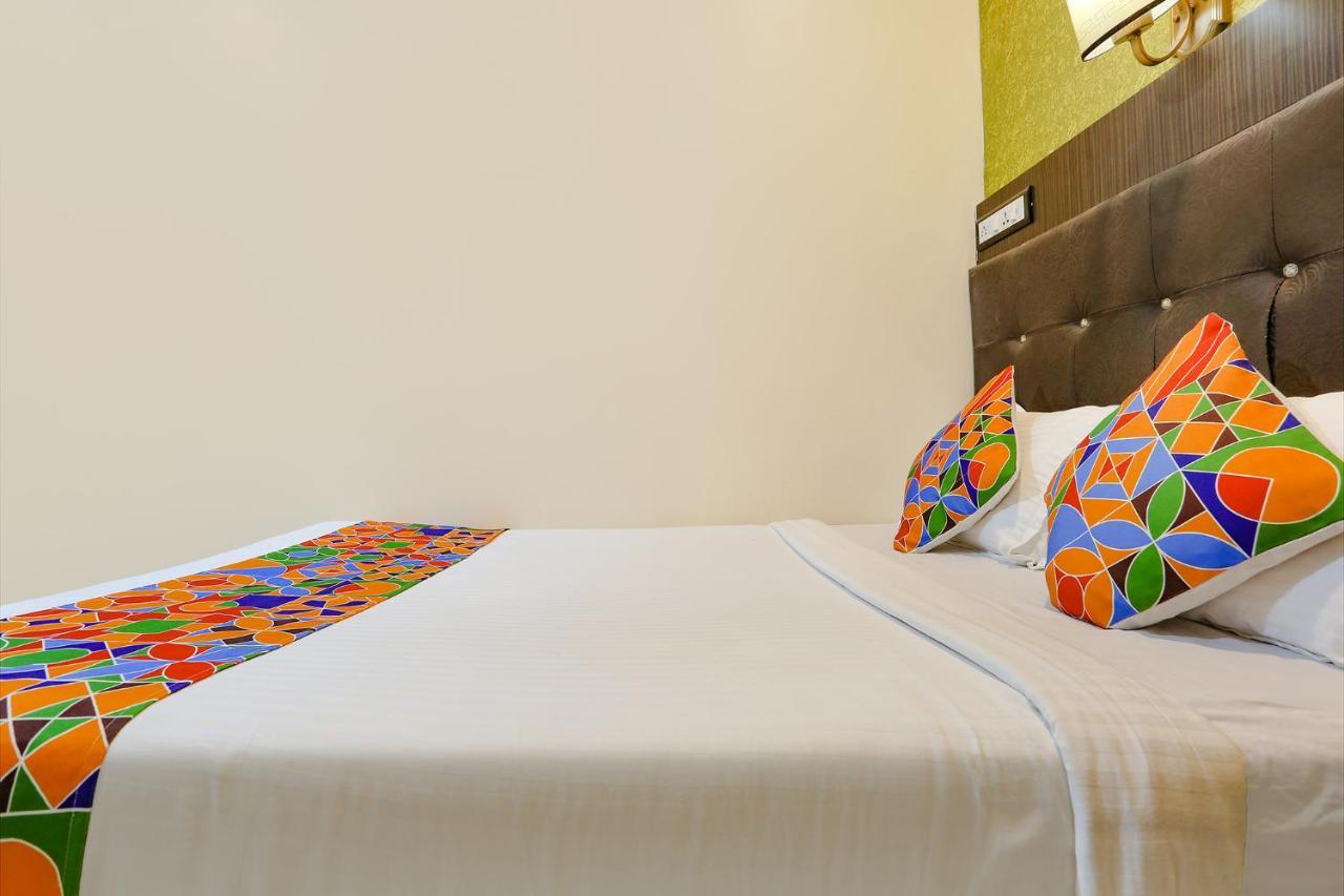 Hotel Aksa Powai Bombay Esterno foto