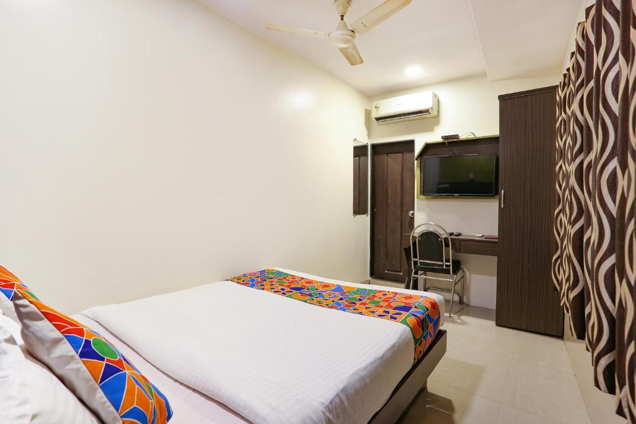 Hotel Aksa Powai Bombay Esterno foto
