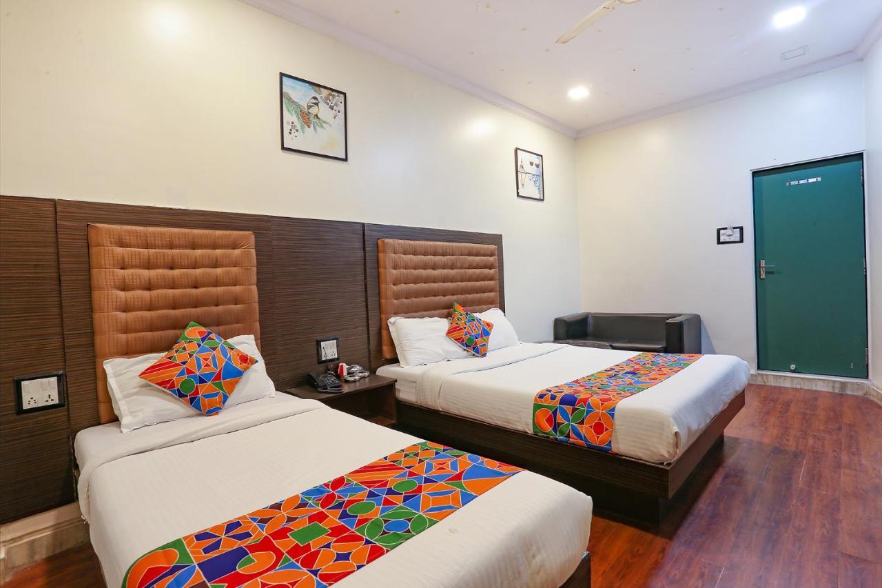 Hotel Aksa Powai Bombay Esterno foto