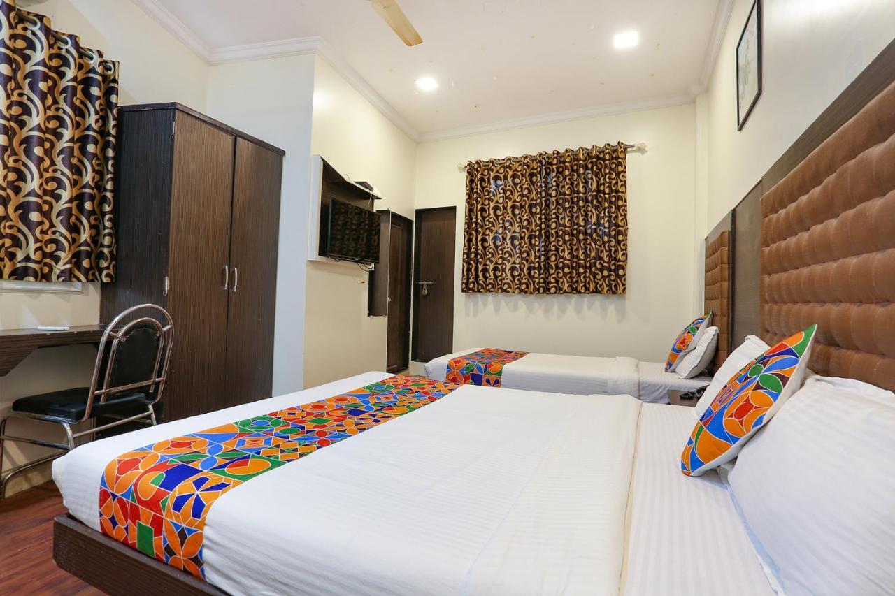 Hotel Aksa Powai Bombay Esterno foto